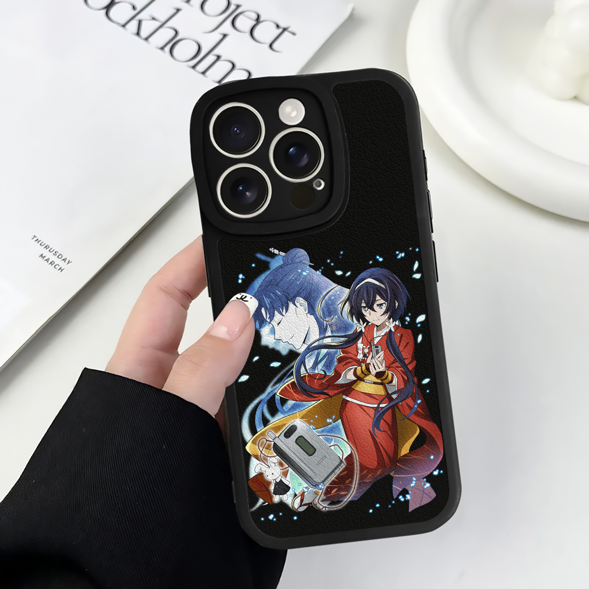 （画像用） 文豪ストレイドッグス Bungo Stray Dogs 【iPhone 16シリーズ対応】シリコンスマホケース（レザー調） 材質：シリコン